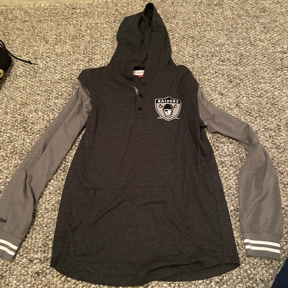 Raiders Quarter button down hoodie